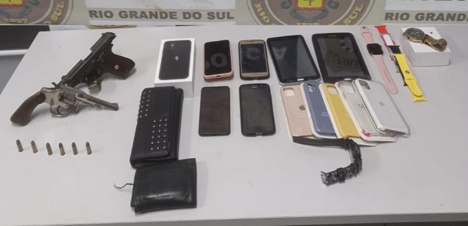 BM PRENDE DUPLA POR VRIOS CRIMES COMETIDOS EM RIO GRANDE
