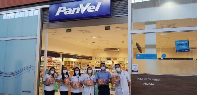 PRA�A SHOPPING E PANVEL ESTENDEM CAMPANHA PARA ARRECADA��O DE FRALDAS ADULTO