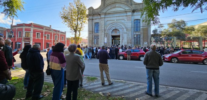 SEM TRADICIONAL PROCISSO, DIA DE CORPUS CHRISTI  CELEBRADO COM MISSA NA IGREJA NOSSA SENHORA AUXILIADORA