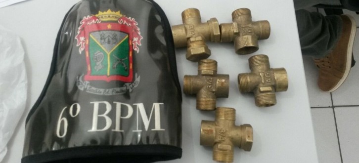 HOMEM  PRESO APS FURTAR REGISTROS DA CORSAN