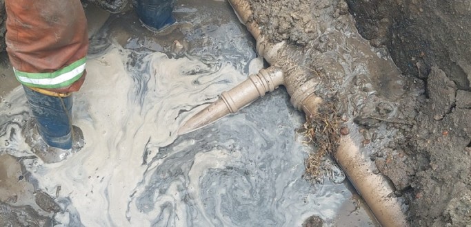 CORSAN REALIZA INTERLIGA��O DE DOIS CONDOM�NIOS DO BAIRRO HUMAIT� � NOVA REDE DE ABASTECIMENTO