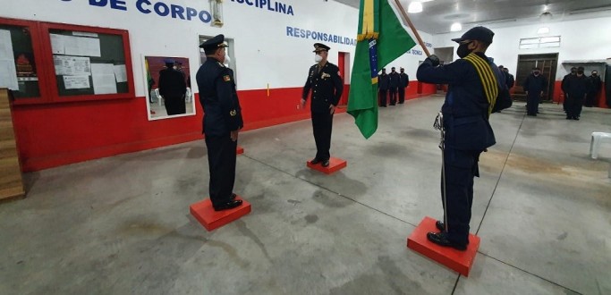 SOLENIDADE MARCA PASSAGEM DE COMANDO DO 3� BBM