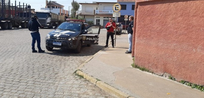 PC DE SJN PRENDE MAIS DOIS HOMENS SUSPEITOS DE ENVOLVIMENTO EM HOMICDIOS EM TAVARES