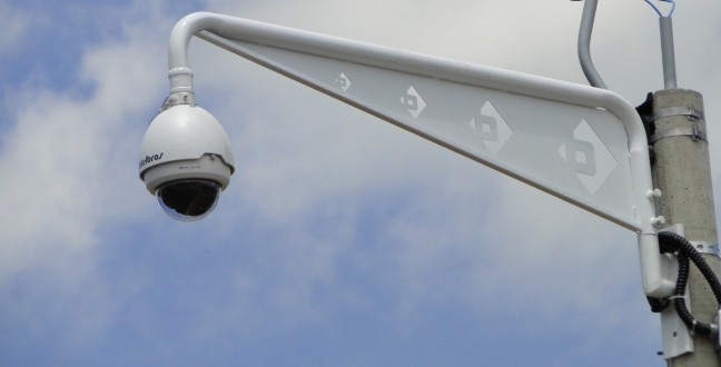 CMERAS DE VIDEOMONITORAMENTO FLAGRARAM ASSALTO NO BAIRRO GETLIO VARGAS