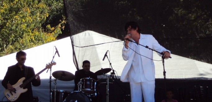 SHOW COVER DE ROBERTO CARLOS ACONTECE NESTE DOMINGO NO PARTAGE SHOPPING