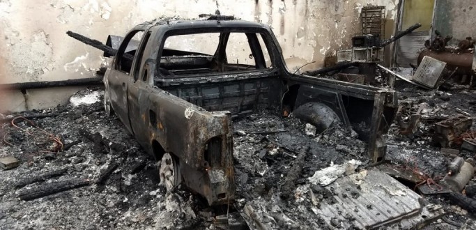 OFICINA  DESTRUDA APS INCNDIO NA QUERNCIA