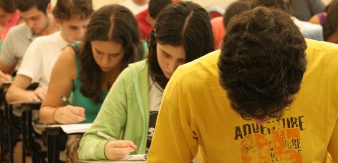 NA RETA FINAL PARA O ENEM, FOCO DEVE SER EM SIMULADOS E NA LEITURA DE NOTCIAS