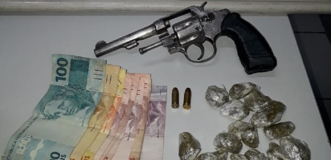 FORA TTICA PRENDE HOMEM POR TRFICO NO BAIRRO GETLIO VARGAS