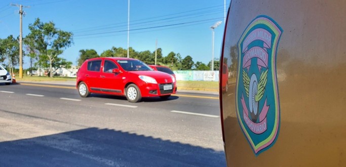 POR NO POSSUIR CNH, JOVENS FOGEM DA PRE POR 30 KM AT CAIR EM LAMAAL, EM ARAMBAR