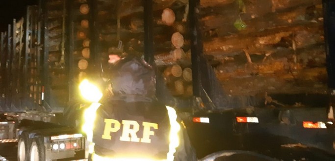 PRF FLAGRA VE�CULO DE CARGA COM MAIS DE 29 TONELADAS DE EXCESSO DE PESO EM RG