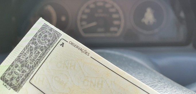 SAIBA O QUE SIGNIFICAM AS LETRAS DO CAMPO DAS OBSERVAES NA SUA CNH