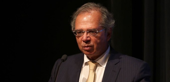 GUEDES ANUNCIA R$ 147,3 BI EM MEDIDAS EMERGENCIAIS CONTRA O CORONAVRUS