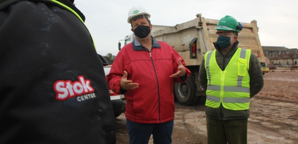 AUTORIDADES VISITAM O CANTEIRO DE OBRAS DO STOK CENTER RIO GRANDE