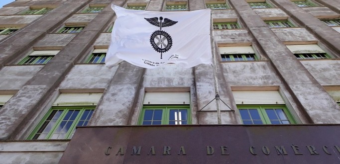 C�MARA DE COM�RCIO ATUA EM AJUDA AOS HOSPITAIS E AO COM�RCIO