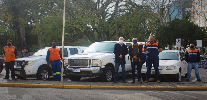 DEFESA CIVIL CONCLUI REFORMA DE VIATURAS E APRESENTA  COMUNIDADE VECULO DOADO PELA RF