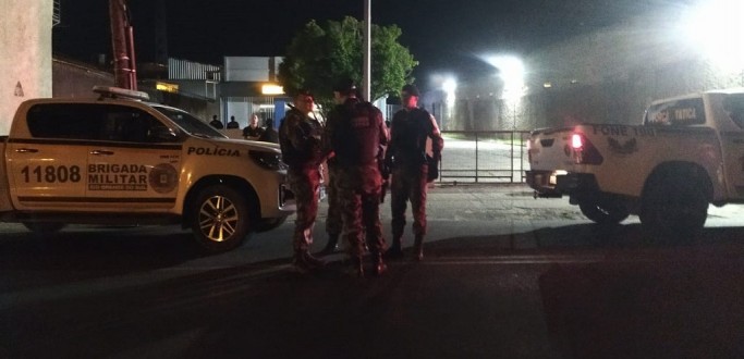 BRIGADA MILITAR IMPEDE FURTO EM AGNCIA DO BANCO DO BRASIL, EM PELOTAS