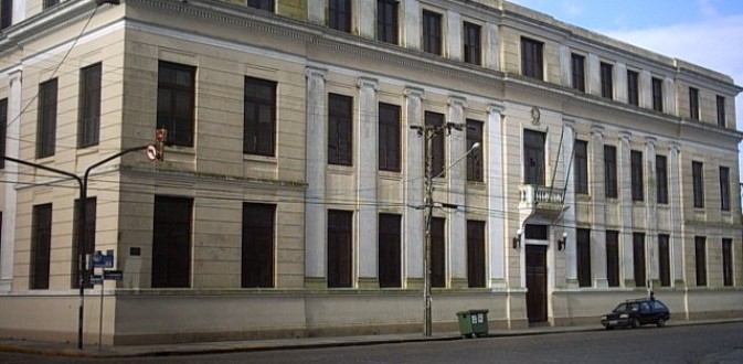 COL�GIO ESTADUAL LEMOS J�NIOR COMEMORA 111 ANOS COM DIVERSAS ATIVIDADES