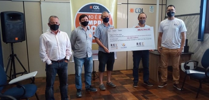 REK PARKING ENTREGA RECURSOS DO ESTACIONAMENTO SOLID�RIO A ENTIDADES