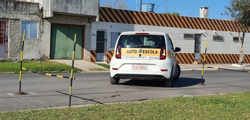 AS PRINCIPAIS INFRAÇÕES QUE PODEM FAZER O MOTORISTA PERDER A CNH NO PERÍODO DE PERMISSÃO