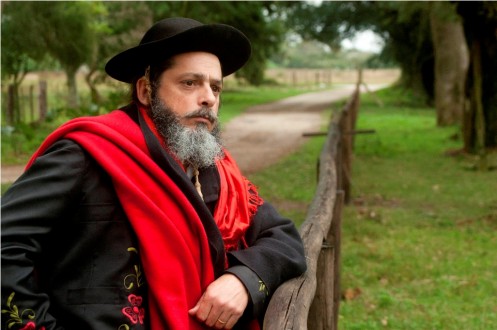 LUIZ MARENCO SE APRESENTA GRATUITAMENTE NESTE DOMINGO NO PARTAGE SHOPPING (Empreendimento tambm estar aberto no feriado que antecede o show)