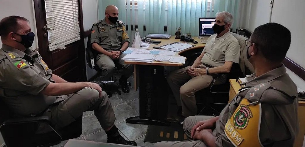 COMANDANTE DO CRBM CUMPRE AGENDA EM RIO GRANDE