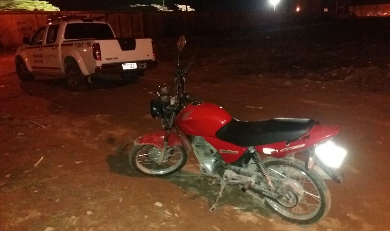 POLICIAIS MILITARES LOCALIZAM MOTO ROUBADA