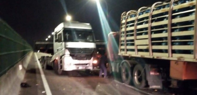 CAMINHONEIRO MORRE EM ACIDENTE NA BR 116, EM PELOTAS