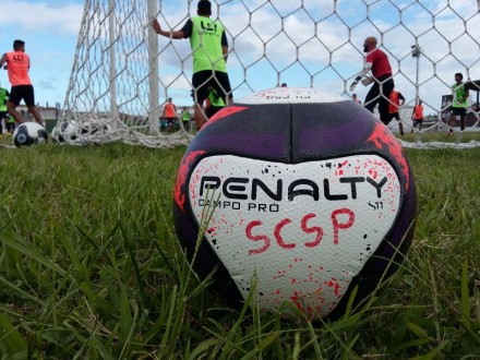 A BOLA VAI ROLAR... O GAUCHO VAI COMEAR