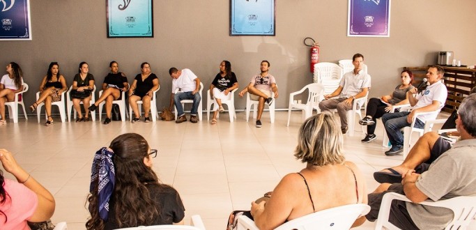 VOLUNT�RIOS S�O CAPACITADOS PARA TRABALHO NA APAC DE PELOTAS