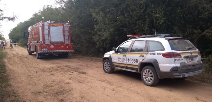 CORPO DE HOMEM  LOCALIZADO NO ARROIO SO LOURENO EM SO LOURENO DO SUL
