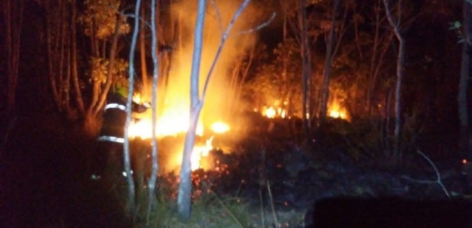 BOMBEIROS DE SLS S�O MOBILIZADOS PARA DUAS OCORR�NCIAS DE INC�NDIO