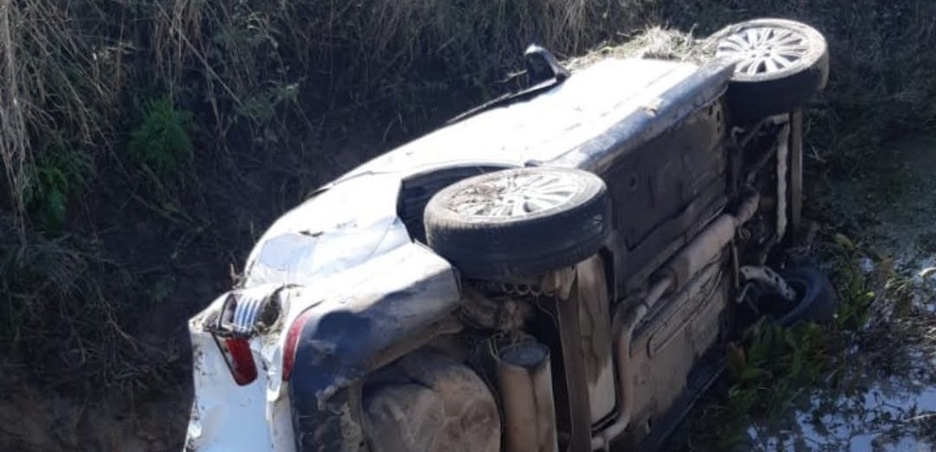 MULHER MORRE EM SADA DE PISTA NA BR 116, EM PELOTAS