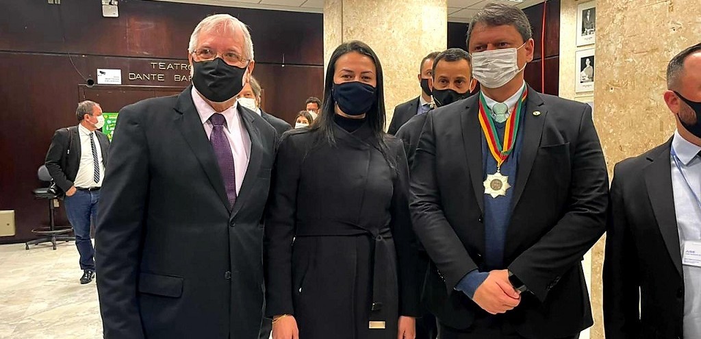 CDL ENTREGA DEMANDA DA PONTE ENTRE RG/SJN AO MINISTRO DA INFRAESTRUTURA