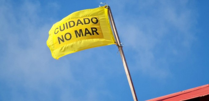SEMANA COMEA COM BANDEIRA AMARELA NAS PRAIAS DA REGIO
