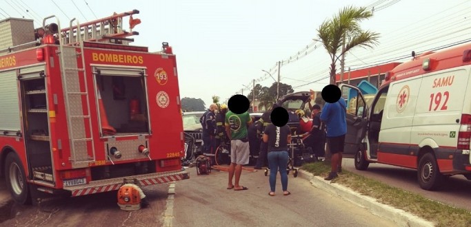 VEREADOR PELOTENSE  VTIMA DE ACIDENTE DE TRNSITO NA AVENIDA ADOLFO FETTER, EM PELOTAS