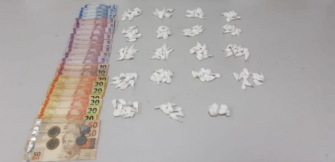 BM PRENDE HOMEM POR TRFICO DE DROGAS NO BAIRRO SO MIGUEL