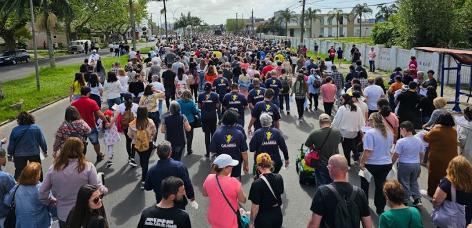 ROMARIA DE FTIMA  ACOMPANHADA POR MILHARES DE PESSOAS NESTE DOMINGO, EM RG