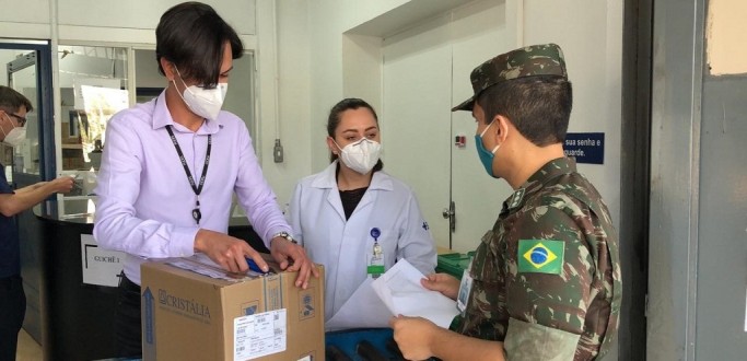 HOSPITAIS GA�CHOS RECEBEM TERCEIRA REMESSA DE MEDICAMENTOS DO KIT INTUBA��O