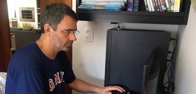 EM VIDEOCONFERNCIA, CCJ AVALIA DELIBERAR MATRIAS DE MANEIRA VIRTUAL