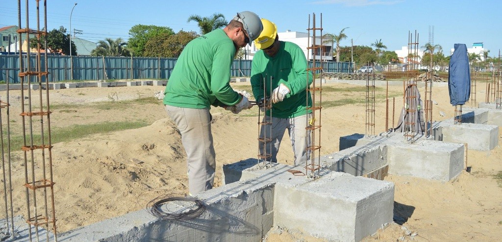 COMPLEXO POLIESPORTIVO DO CASSINO EST EM FASE DE MONTAGEM DAS ARQUIBANCADAS