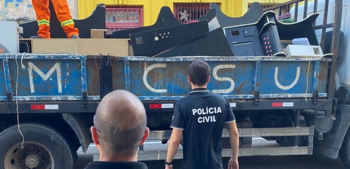 OPERAO DA PC APREENDE MQUINAS CAA-NQUEIS EM TRS CASAS DE JOGOS CLANDESTINOS, EM RG 