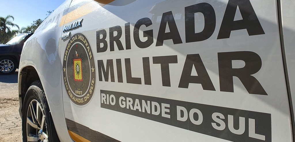 FORA TTICA PRENDE HOMEM POR TRFICO NA RUA ALMIRANTE BARROSO