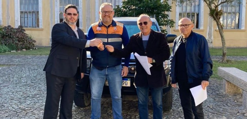 DEFESA CIVIL RECEBE VIATURA CEDIDA PELA RECEITA FEDERAL