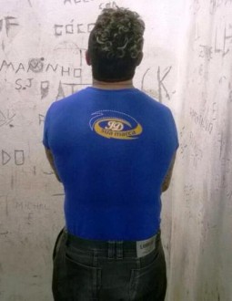 POLICIAIS COMUNITRIOS DO 6 BPM RECOLHEM HOMEM COM MANDADO DE PRISO POR TENTATIVA DE HOMICDIO