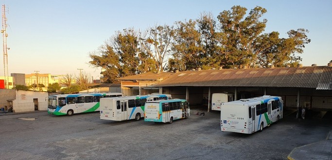 APS BLOQUEIO DE GARAGEM, TRANSPORTE COLETIVO  RETOMADO EM RIO GRANDE