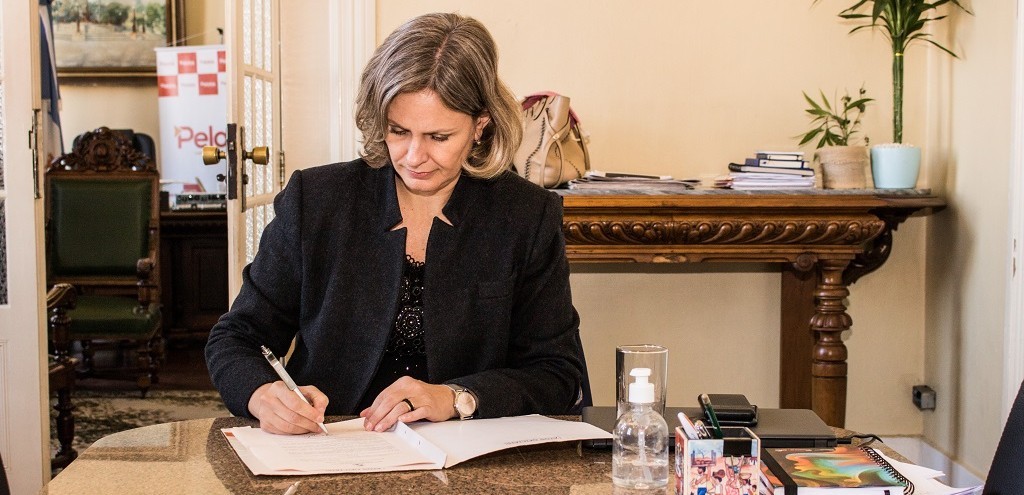 PREFEITURA DE PELOTAS MANTM O COMRCIO FECHADO AT DIA 23 DE ABRIL