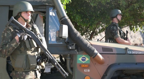 AES DAS FORAS ARMADAS SERO FEITAS DE SURPRESA NO RIO, DIZ JUNGMANN