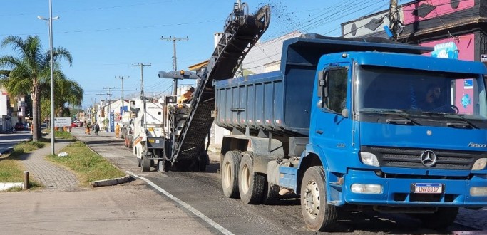 ECOSUL FAZ MELHORIAS DE PAVIMENTO ENTRE A PONTE MAU E O ACESSO A JAGUARO