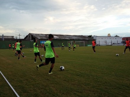 FERIADO FOI DE TREINO NOTURNO NA LINHA DO PARQUE