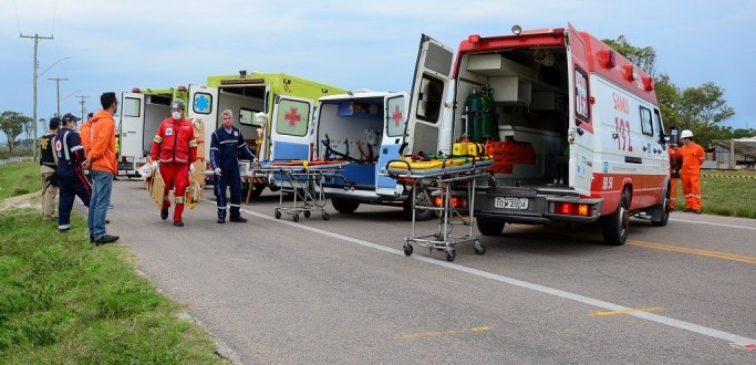 SEMINRIO DA DEFESA CIVIL DE RG SER CONCLUDO COM SIMULAO DE ACIDENTE, NO PRAA SHOPPING